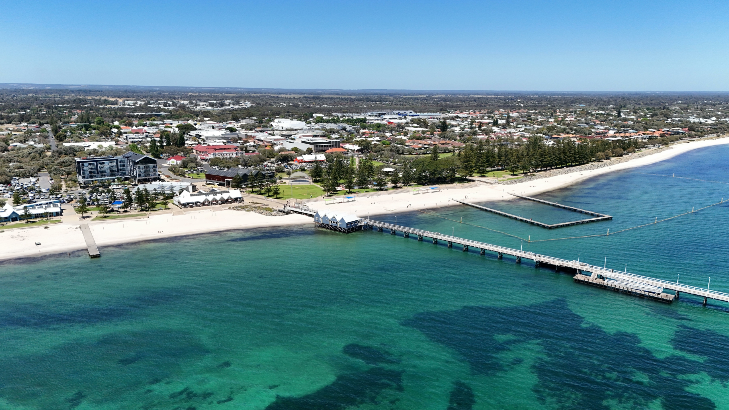Australians increasingly opt for regional living as city costs soar